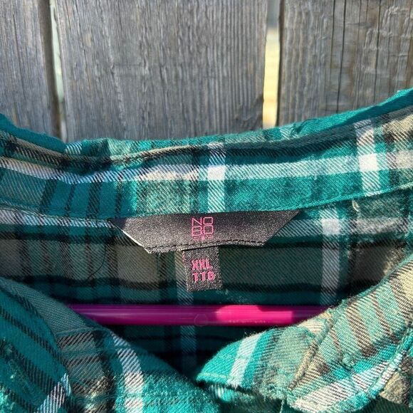 No Boundaries plaid button down size xxl - Picture 2 of 8